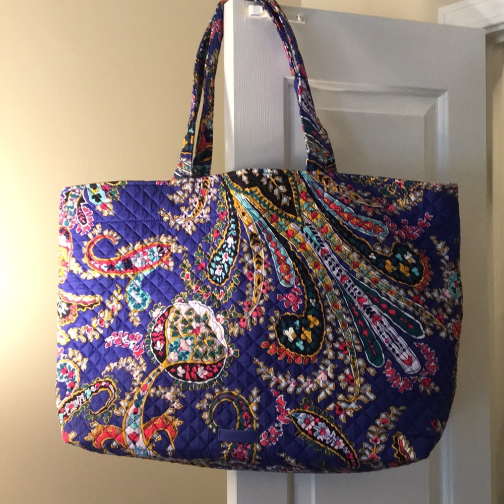 Oversized Vera Bradley tote in purple paisley